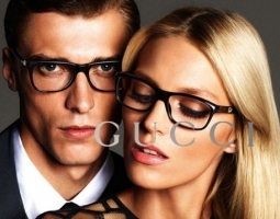 Proč prodáváme značkové brýle a dioptrické obroučky?